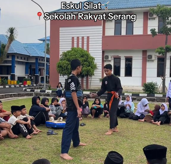 Pencak Silat di Sekolah Rakyat Terintegrasi 37 Serang