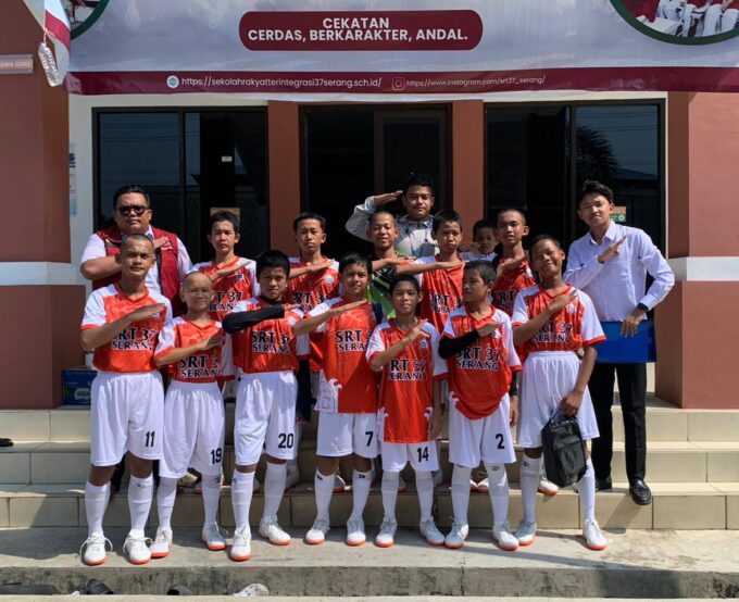Sekolah Rakyat Terintegrasi 37 Serang Ikuti Lomba Futsal Antar SMP di SMA Negeri 7 Serang